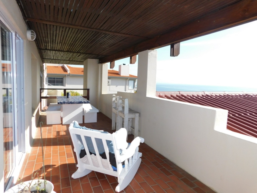 6 Bedroom Property for Sale in Mountainside Western Cape